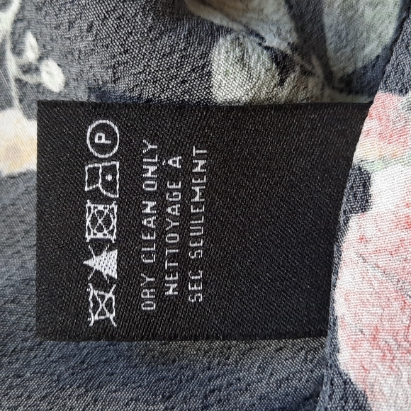 FREE Le Chateau Dark Floral Mini Sz XXL - Picture 6 of 12